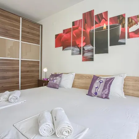 Mountain View In Aspen Golf With